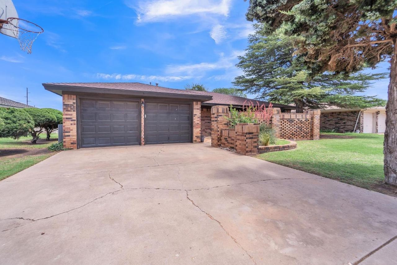 Homestead House - In Shadow Hills Golf Course Division Home Lubbock Exterior foto